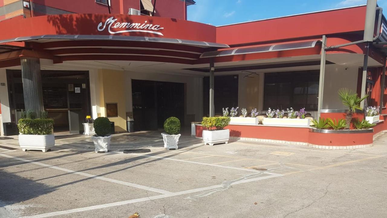 Hotel Residence Memmina Frosinone Eksteriør billede
