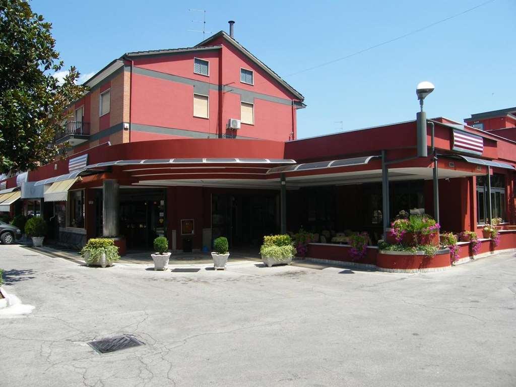 Hotel Residence Memmina Frosinone Eksteriør billede