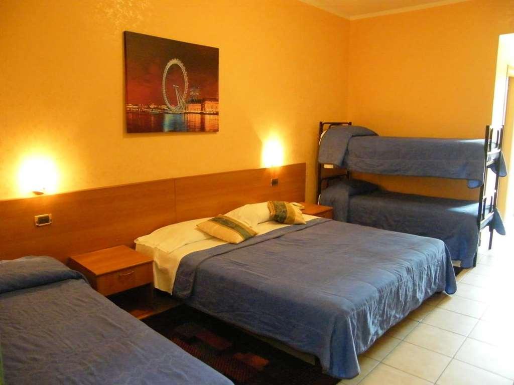 Hotel Residence Memmina Frosinone Værelse billede