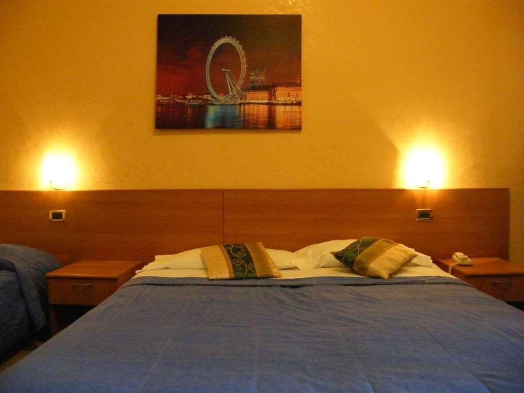 Hotel Residence Memmina Frosinone Værelse billede