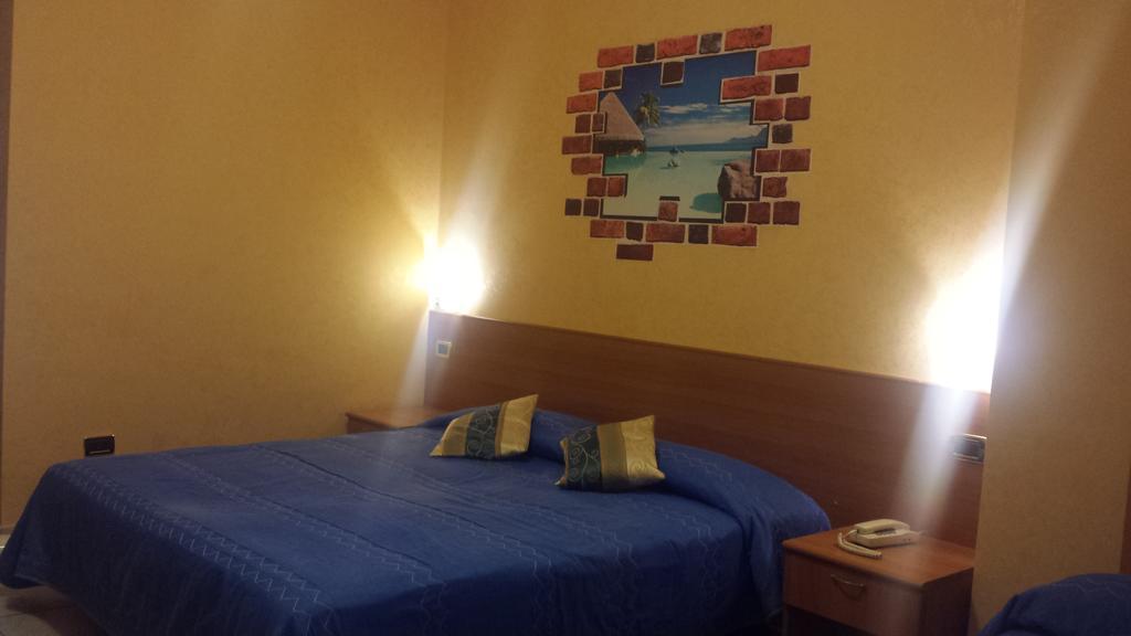 Hotel Residence Memmina Frosinone Eksteriør billede