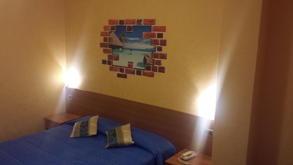 Hotel Residence Memmina Frosinone Værelse billede